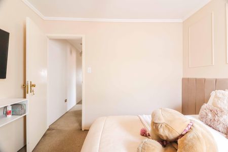 Casa à venda com 140m², 3 quartos e 2 vagas Casa à venda com 140m², 3 quartos e 2 vagasQuarto 1