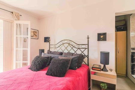 Casa à venda com 140m², 3 quartos e 2 vagas Casa à venda com 140m², 3 quartos e 2 vagasQuarto 3 Suíte