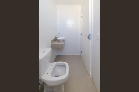 Apartamento à venda com 80m², 3 quartos e 3 vagas Apartamento à venda com 80m², 3 quartos e 3 vagasBanheiro suíte 3