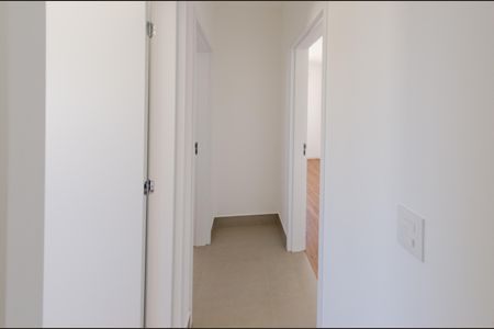 Apartamento à venda com 80m², 3 quartos e 3 vagas Apartamento à venda com 80m², 3 quartos e 3 vagasCorredor