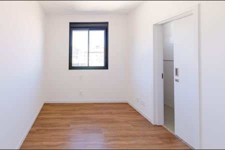 Apartamento à venda com 80m², 3 quartos e 3 vagas Apartamento à venda com 80m², 3 quartos e 3 vagasSuíte 1