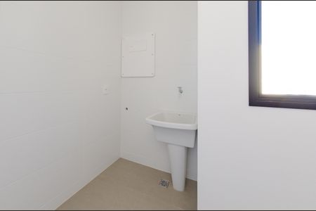 Apartamento à venda com 80m², 3 quartos e 3 vagas Apartamento à venda com 80m², 3 quartos e 3 vagasÁrea de serviço