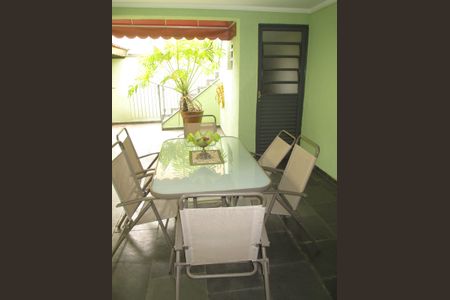 Casa à venda com 220m², 4 quartos e 3 vagasÁrea Externa