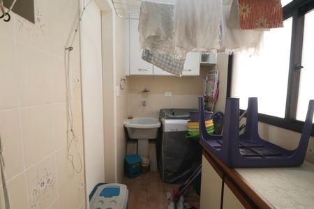 Apartamento para alugar com 75m², 3 quartos e 1 vagaÁrea de Serviço