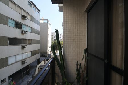 Varanda de apartamento para alugar com 3 quartos, 75m² em Balneario Cidade Atlantica, Guarujá