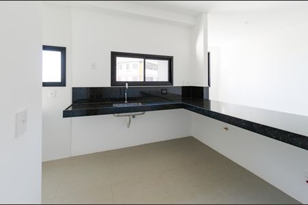 Apartamento à venda com 61m², 2 quartos e 2 vagasCozinha