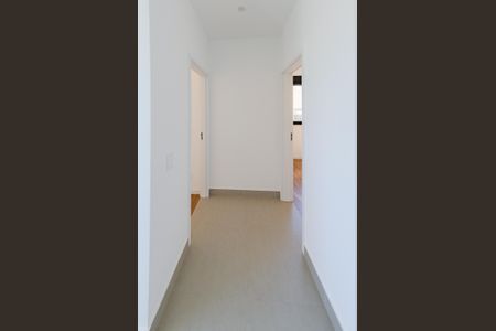 Apartamento à venda com 61m², 2 quartos e 2 vagasCorredor