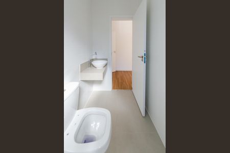 Apartamento à venda com 61m², 2 quartos e 2 vagasBanheiro suíte 2