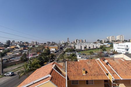 Vista da Sala de apartamento para alugar com 2 quartos, 50m² em Novo Mundo, Curitiba