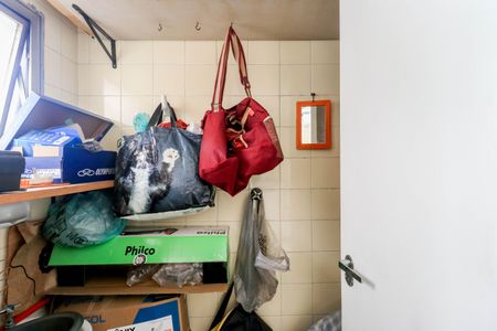 Apartamento à venda com 66m², 2 quartos e 1 vagaBanheiro de serviço