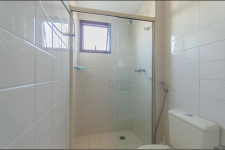 Apartamento à venda com 68m², 2 quartos e 1 vaga Apartamento à venda com 68m², 2 quartos e 1 vagaBanheiro da Suíte