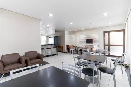 Apartamento à venda com 68m², 2 quartos e 1 vaga Apartamento à venda com 68m², 2 quartos e 1 vagaÁrea comum - Salão de festas