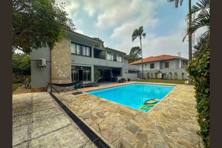 Casa para alugar com 891m², 5 quartos e 6 vagas Casa para alugar com 891m², 5 quartos e 6 vagasPiscina