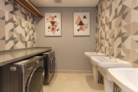 Apartamento para alugar com 32m², 2 quartos e sem vaga Apartamento para alugar com 32m², 2 quartos e sem vagaLavanderia