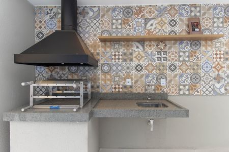 Apartamento para alugar com 32m², 2 quartos e sem vaga Apartamento para alugar com 32m², 2 quartos e sem vagaChurrasqueira
