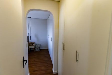 Apartamento à venda com 60m², 2 quartos e 1 vagaQuarto 2 - Armários