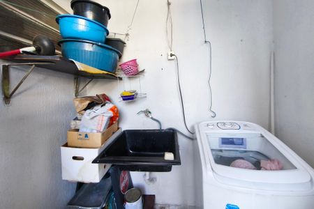 Casa à venda com 150m², 4 quartos e 3 vagas Casa à venda com 150m², 4 quartos e 3 vagasÁrea de Serviço