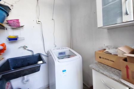 Casa à venda com 150m², 4 quartos e 3 vagas Casa à venda com 150m², 4 quartos e 3 vagasÁrea de Serviço