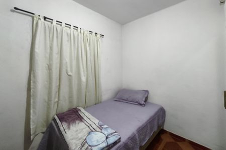 Casa à venda com 150m², 4 quartos e 3 vagas Casa à venda com 150m², 4 quartos e 3 vagasQuarto 2