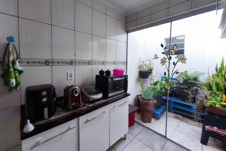 Casa à venda com 150m², 4 quartos e 3 vagas Casa à venda com 150m², 4 quartos e 3 vagasCozinha