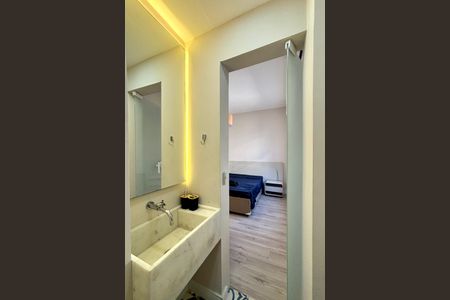 Apartamento à venda com 100m², 3 quartos e sem vagaBanheiro da Suíte