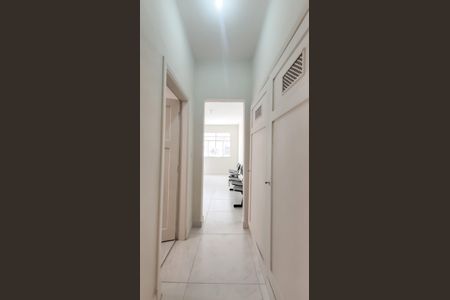 Apartamento à venda com 90m², 1 quarto e sem vagaCorredor