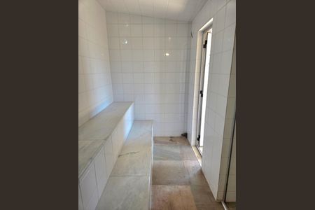 Casa à venda com 260m², 4 quartos e 4 vagas