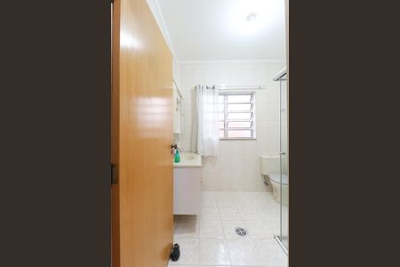 Casa à venda com 250m², 3 quartos e 4 vagas Casa à venda com 250m², 3 quartos e 4 vagasBanheiro