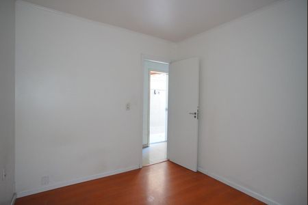 Quarto 1 de apartamento para alugar com 2 quartos, 62m² em Jardim São Pedro, Porto Alegre