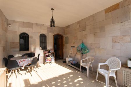 Casa à venda com 127m², 2 quartos e 1 vagaGaragem