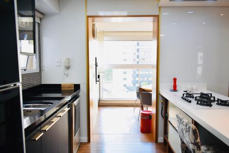 Apartamento à venda com 127m², 3 quartos e 4 vagas Apartamento à venda com 127m², 3 quartos e 4 vagasCozinha