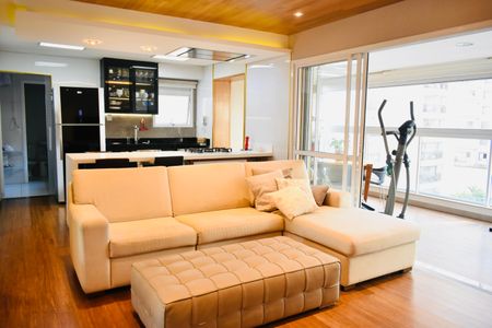 Apartamento à venda com 127m², 3 quartos e 4 vagas Apartamento à venda com 127m², 3 quartos e 4 vagasSala