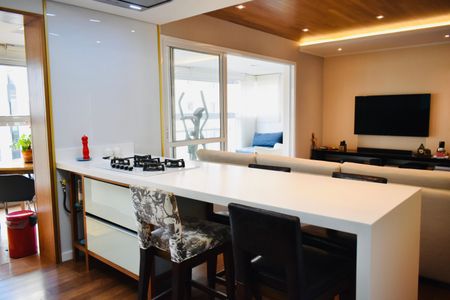 Apartamento à venda com 127m², 3 quartos e 4 vagas Apartamento à venda com 127m², 3 quartos e 4 vagasCozinha