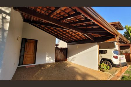 Casa de condomínio à venda com 404m², 3 quartos e 1 vagaFachada