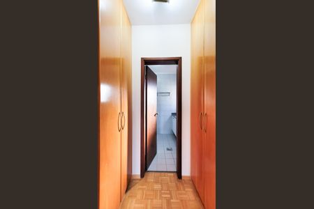 Casa de condomínio à venda com 404m², 3 quartos e 1 vagaSuíte