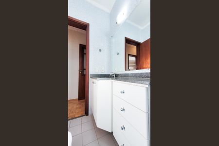 Casa de condomínio à venda com 404m², 3 quartos e 1 vagaBanheiro Social