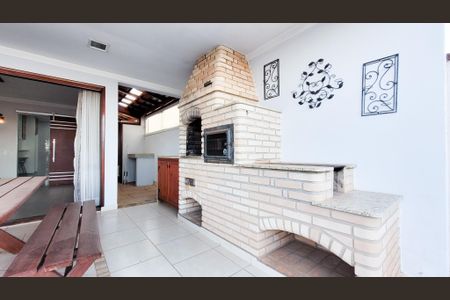 Casa de condomínio à venda com 404m², 3 quartos e 1 vagaÁrea Gourmet