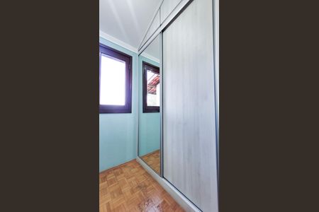 Casa de condomínio à venda com 404m², 3 quartos e 1 vagaQuarto 2