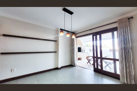 Casa de condomínio à venda com 404m², 3 quartos e 1 vagaSala