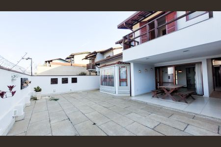 Casa de condomínio à venda com 404m², 3 quartos e 1 vagaÁrea Gourmet