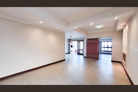 Casa de condomínio à venda com 404m², 3 quartos e 1 vagaSala