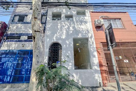 Studio para alugar com 30m², 1 quarto e sem vaga Studio para alugar com 30m², 1 quarto e sem vagaFachada - Plaquinha