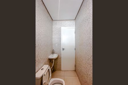 Banheiro de kitnet/studio para alugar com 1 quarto, 30m² em Mooca, São Paulo