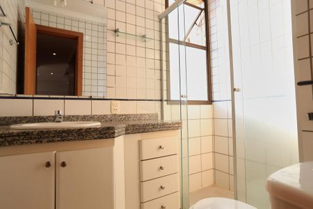 Apartamento à venda com 80m², 3 quartos e 2 vagas Apartamento à venda com 80m², 3 quartos e 2 vagasBanheiro