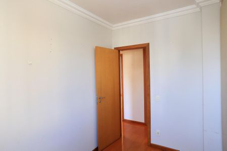Apartamento à venda com 80m², 3 quartos e 2 vagas Apartamento à venda com 80m², 3 quartos e 2 vagasQuarto 1