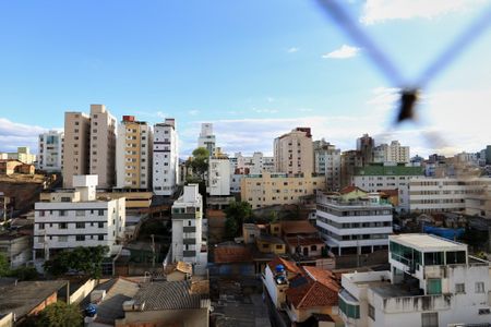 Vista da Varanda de apartamento à venda com 3 quartos, 80m² em Sagrada Família, Belo Horizonte