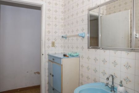 Casa à venda com 150m², 2 quartos e 1 vaga Casa à venda com 150m², 2 quartos e 1 vagaBanheiro