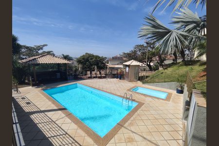 Casa de condomínio à venda com 160m², 3 quartos e 2 vagas Casa de condomínio à venda com 160m², 3 quartos e 2 vagasÁrea comum - Piscina