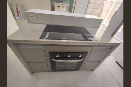 Casa de condomínio à venda com 160m², 3 quartos e 2 vagas Casa de condomínio à venda com 160m², 3 quartos e 2 vagasCozinha