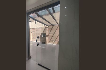 Casa de condomínio à venda com 160m², 3 quartos e 2 vagas Casa de condomínio à venda com 160m², 3 quartos e 2 vagasCozinha